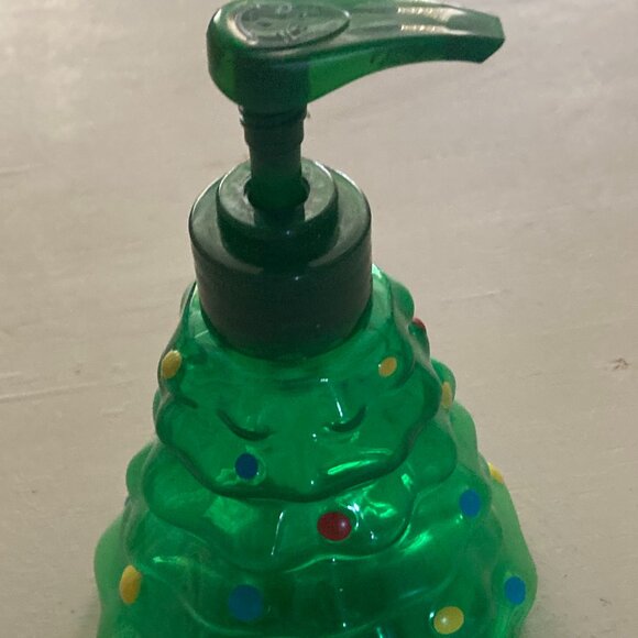 Collectable Bath and Body Works Christmas tree soap dispenser - Picture 4 of 4